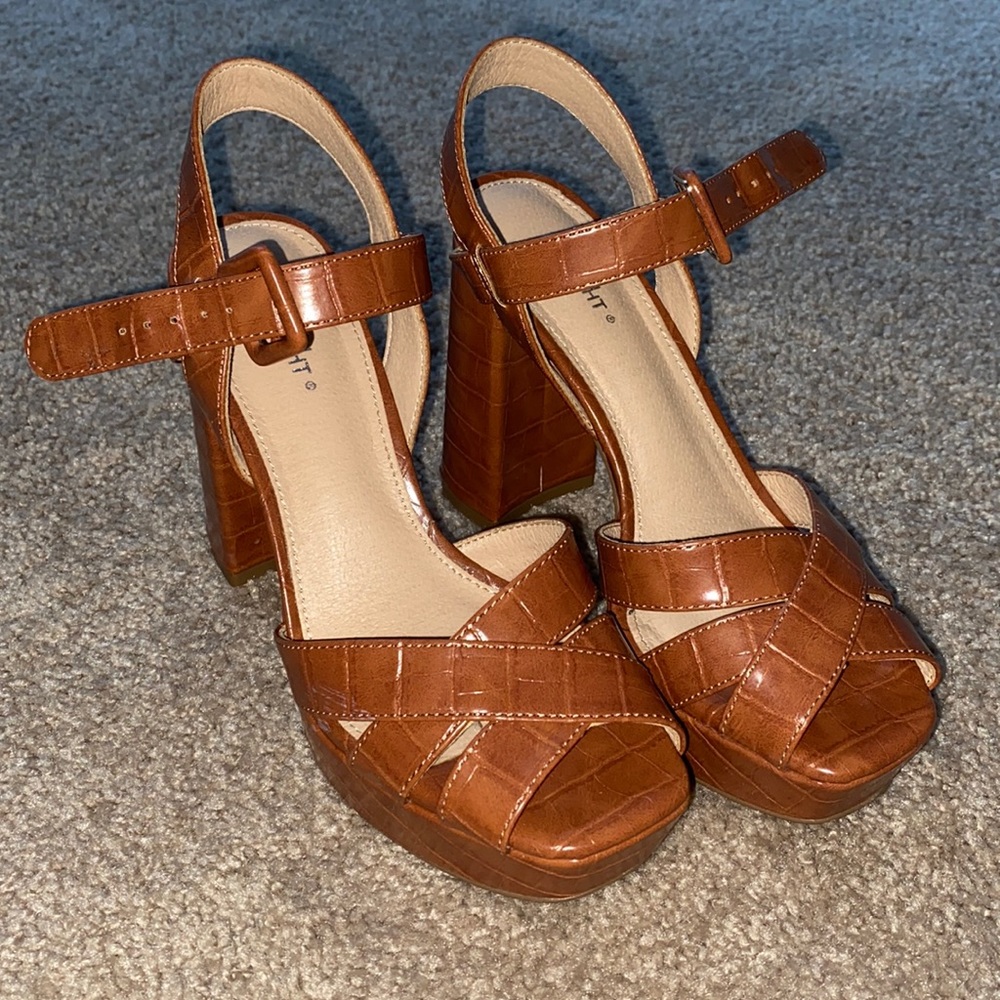 Croc Platform heels